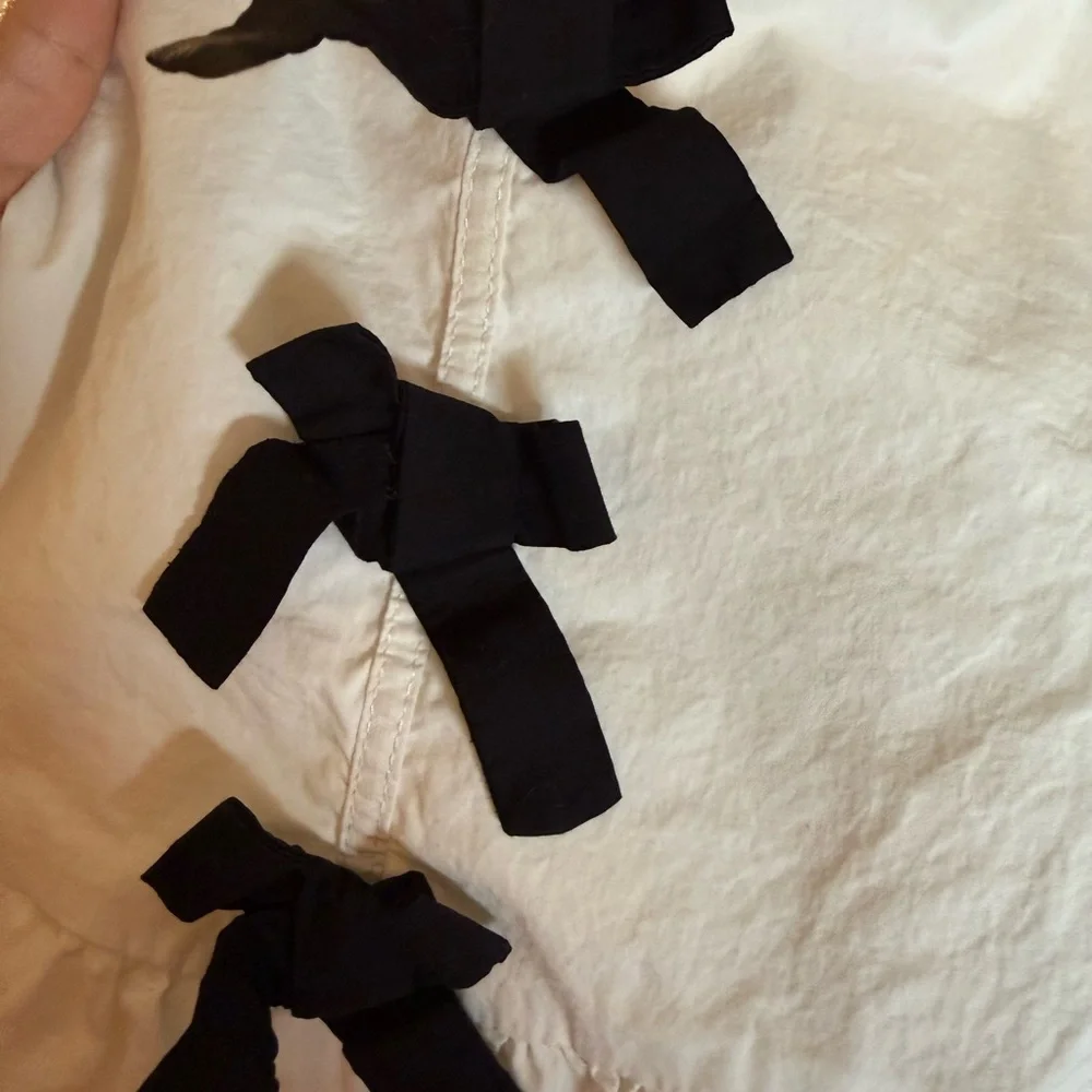 Zara Toddler White Top with Black Bows - Picture 3 of 4